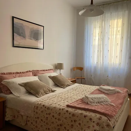 Casa Marvana 2, Near The Ferry To Cinque Terre * La Spezia