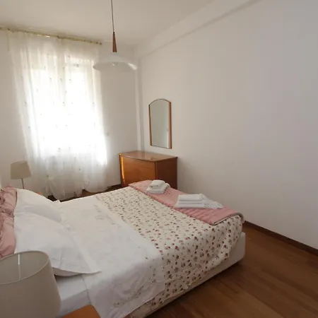 Casa Marvana 2, Near The Ferry To Cinque Terre Apartament